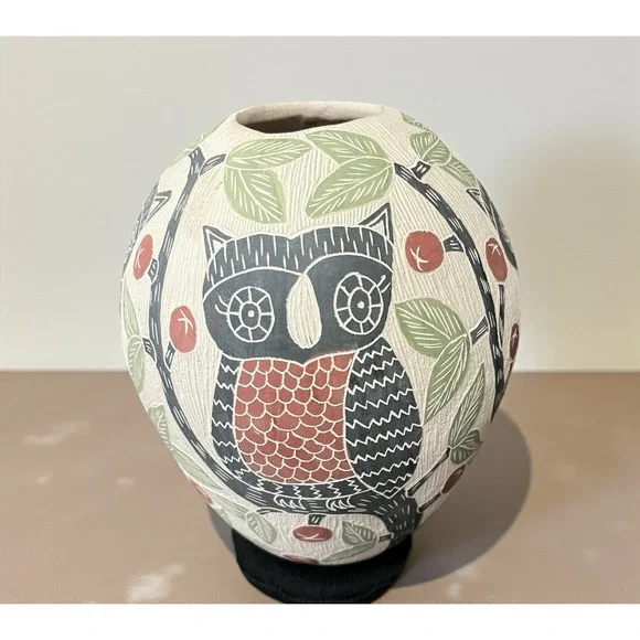 Mata Ortiz Pottery Olla Vase Jonathan Villa‎ Owl Owls Folk Art Mexican Ceramic